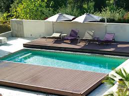 Terrasse mobile de piscine en bois